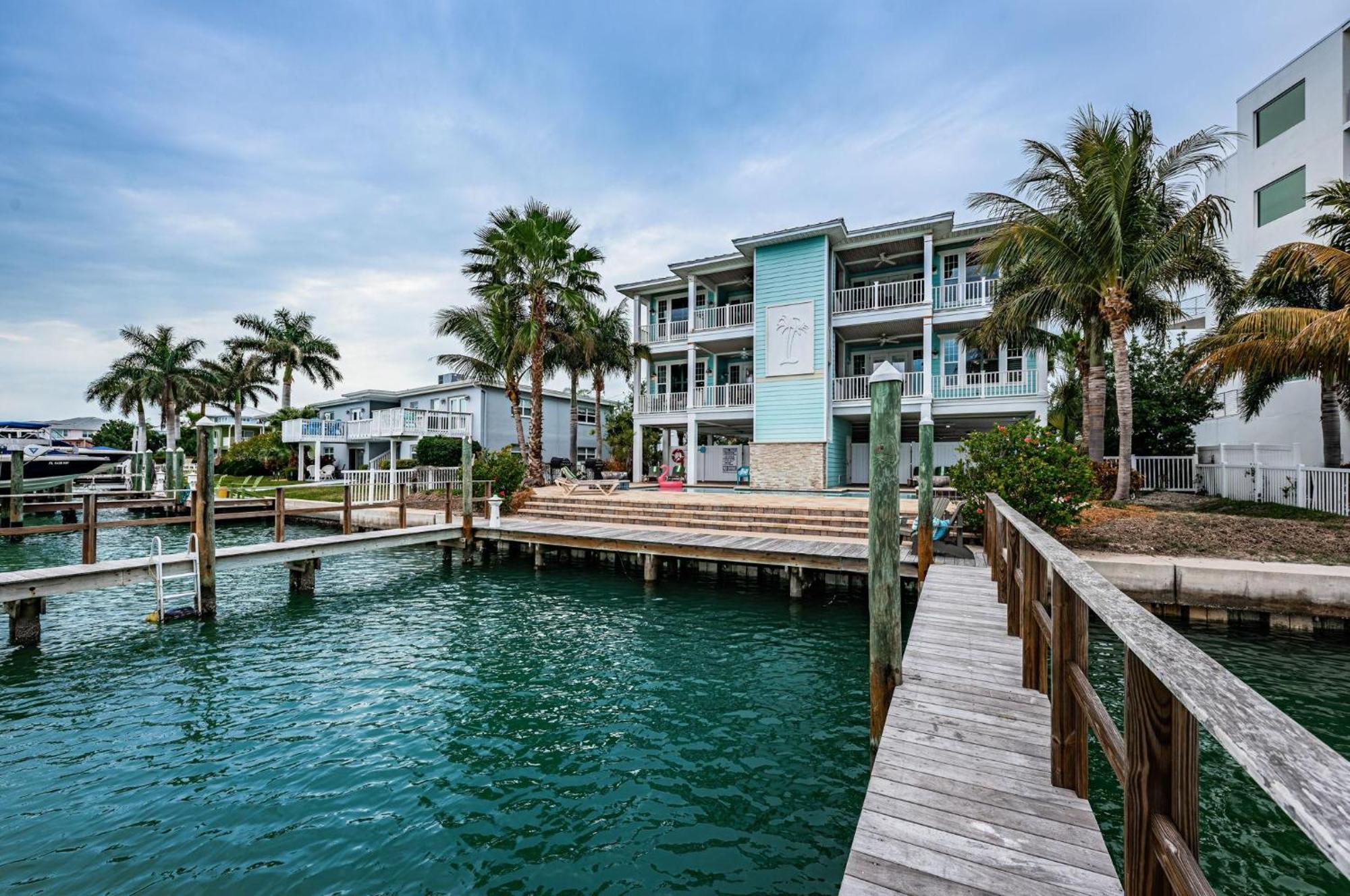 Treasure Trove Flying Dutchman Villa St. Pete Beach Exterior photo